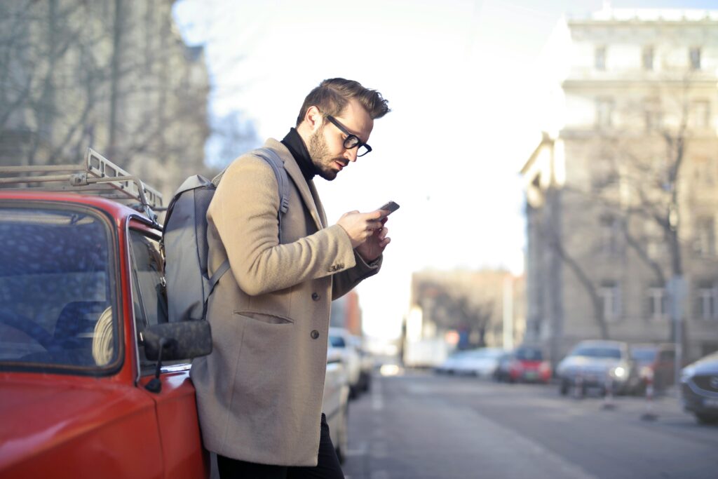 Best 5G Mobile For Travel